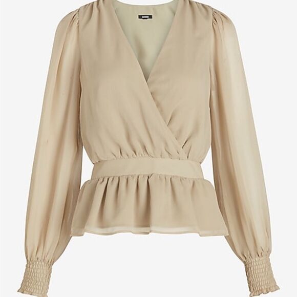 NWT V neck smocked neck peplum Blouse - Picture 6 of 10